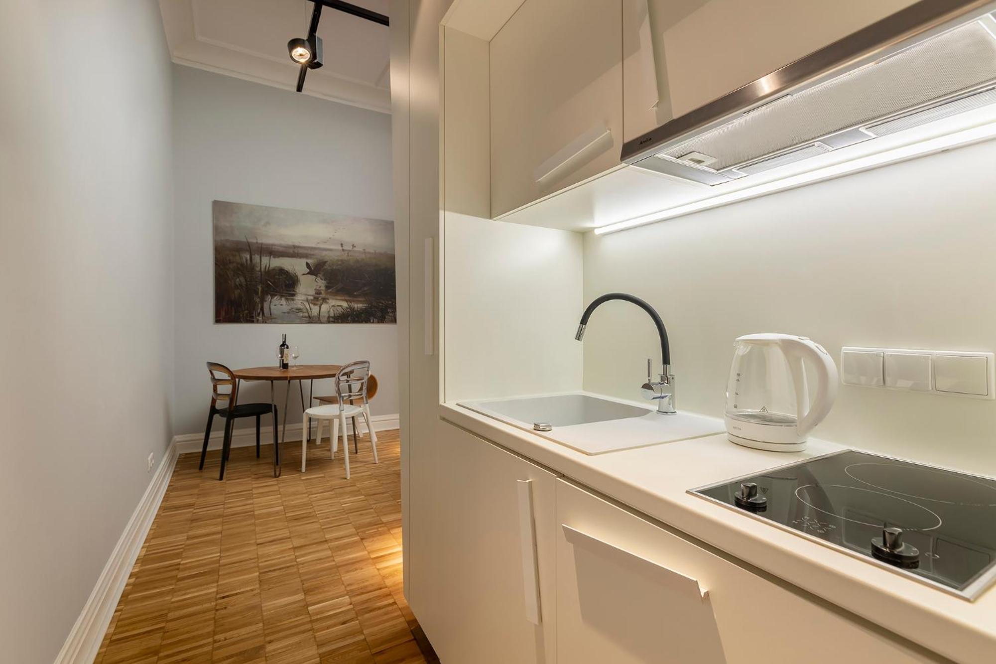 Chelmonskiego 8-02 By Farkas Apartment